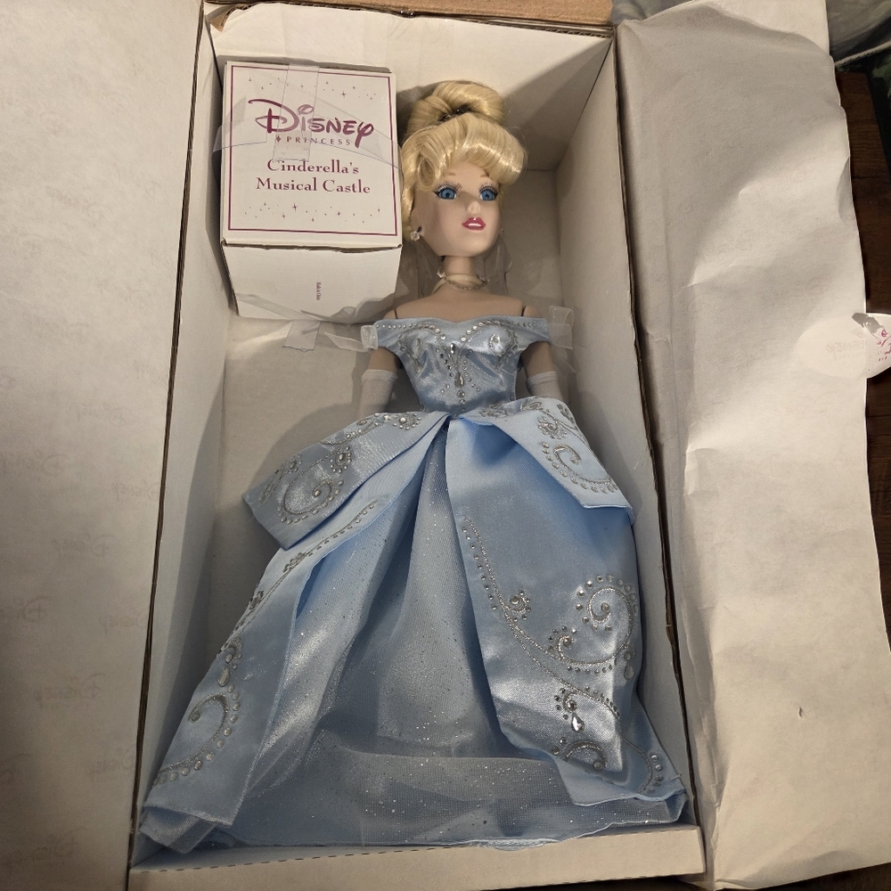Disney Porcelain Cinderella Doll with Musical Miniature Castle